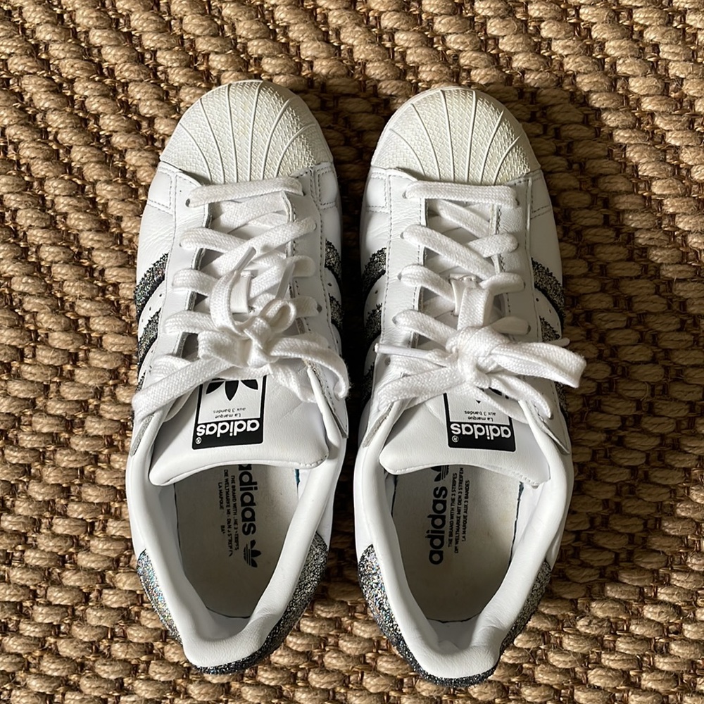 LAST CHANCE Adidas Superstars, size 5.5 - Picture 5 of 6